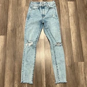 Garage Knee Hole Skinny Jeans